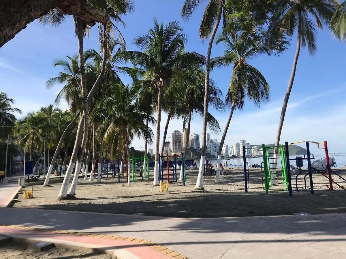 Apartamento Rodadero Los Laureles Con Vista Al Mar Y A La Bahia Santa Marta  Santa Marta (Magdalena)